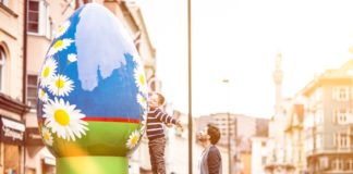 Innsbruck a Pasqua: il mercatino, le tradizioni tirolesi e come viverla lentamente Innsbruck mercatino pasquale