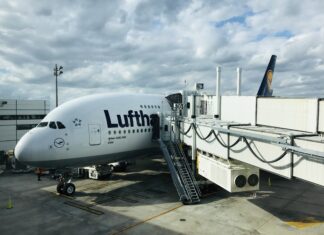 Ritardi dei voli: cosa prevede la legge europea a tutela dei passeggeri rimborso ritardo voli