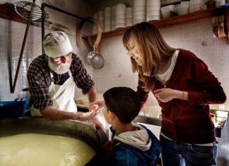 #ALBEINMALGA: esperienza straordinaria per famiglie e bambini albe in malga trentino