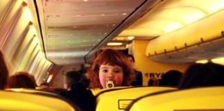 Bambini a bordo? Ci pensa la compagnia aerea