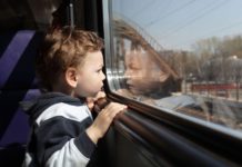 In treno con i bambini. Consigli e idee per un viaggio senza stress bambini in treno