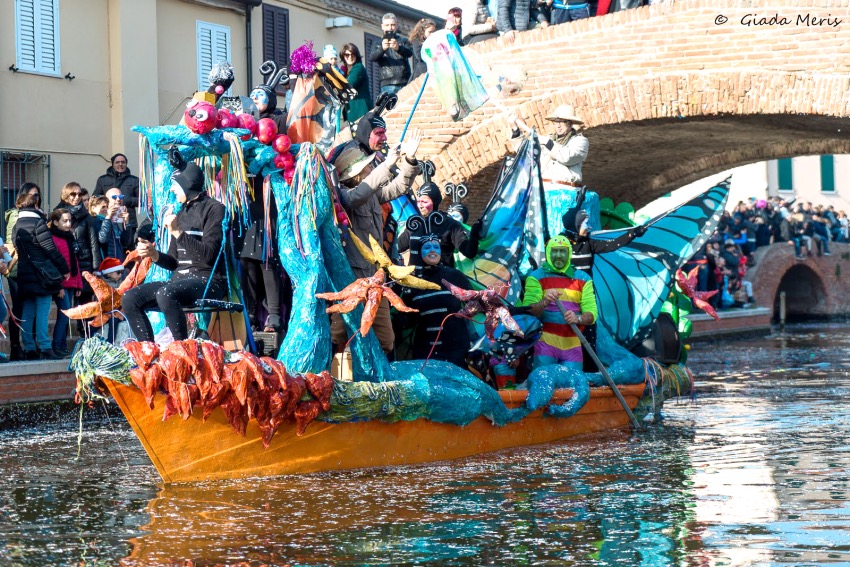 carnevale sull' acqua