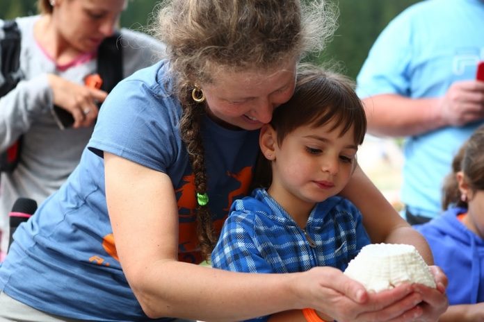 Piccoli casari per un Giorno- trentino con bambini