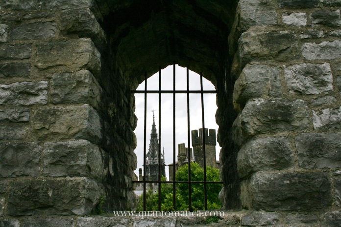 galles cardiff castello dentro