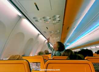 10 consigli per affrontare i viaggi in aereo con i bambini bambini aereo