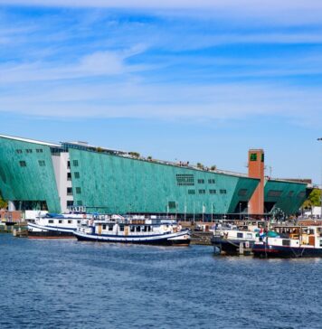 Amsterdam con bambini: Musei e collezioni museo nemo