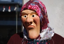 Belli e brutti in Val di Fassa a carnevale sfilano tutti
