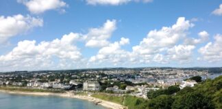 Devon, Somerset e Cornovaglia on the road: itinerario di 10 giorni panorama di una cittadina della cornovaglia