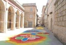 5 Infiorate da non perdere in Italia, tripudio di fiori e tradizioni infiorata montefiore