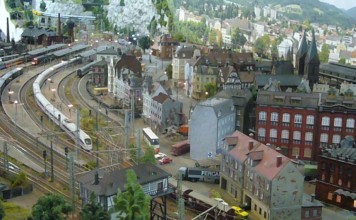 Auto e Treno – ai mercatini di natale mondo treno