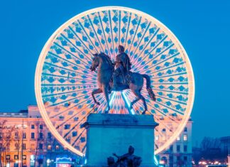 Festa delle Luci a Lione: scopri la magia della Fête des Lumières lione festa delle luci