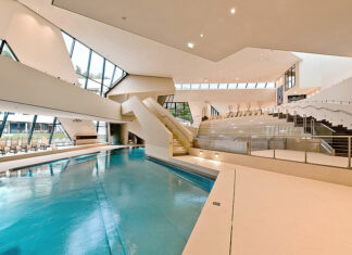 Terme di Villach: relax, benessere e divertimento a pochi chilometri dall’Italia terme di villach in austria con piscine con acqua di sorgente, spa, saune e aree divertimento.