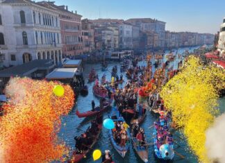 Carnevale di Venezia 2026: Guida strategica per evitare la folla e vivere la laguna vera venezia e il carnevale