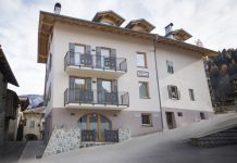 Alpin Dolomites Aparthotel ★★★ Commezzadura (TN) hotel val di sole trentino
