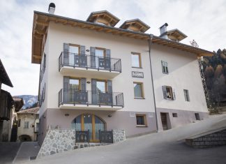 Alpin Dolomites Aparthotel ★★★ Commezzadura (TN) hotel val di sole trentino