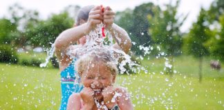 Vacanze estive con i bambini, mare o montagna – i consigli del pediatra viaggi con i bambini consigli perdiatrici viaggiare sicuri