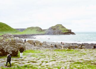 Giant’s Causeway, uno spettacolo naturale in Irlanda del Nord irlanda con bambini