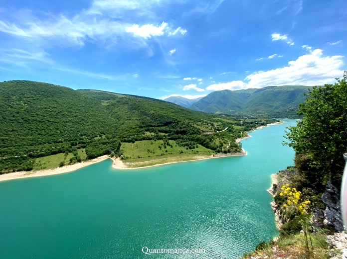 lago di fiastra lame rosse