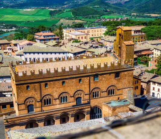 Orvieto: cosa vedere nella città sulla rupe dell’Umbria orvieto con bambini