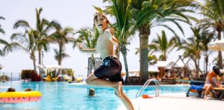 10 Spettacolari hotel e villaggi con parco acquatico in Croazia hotel con acquapark