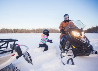 Cosa fare a Rovaniemi in Lapponia: dalla casa di Babbo Natale ai giri in motoslitta