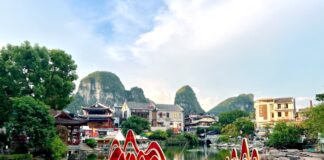 Yangshuo: cosa vedere e fare tra fiume Yulong e montagne carsiche Yangshuo con le iconiche colline carsiche nel verde della provincia del Guangxi.