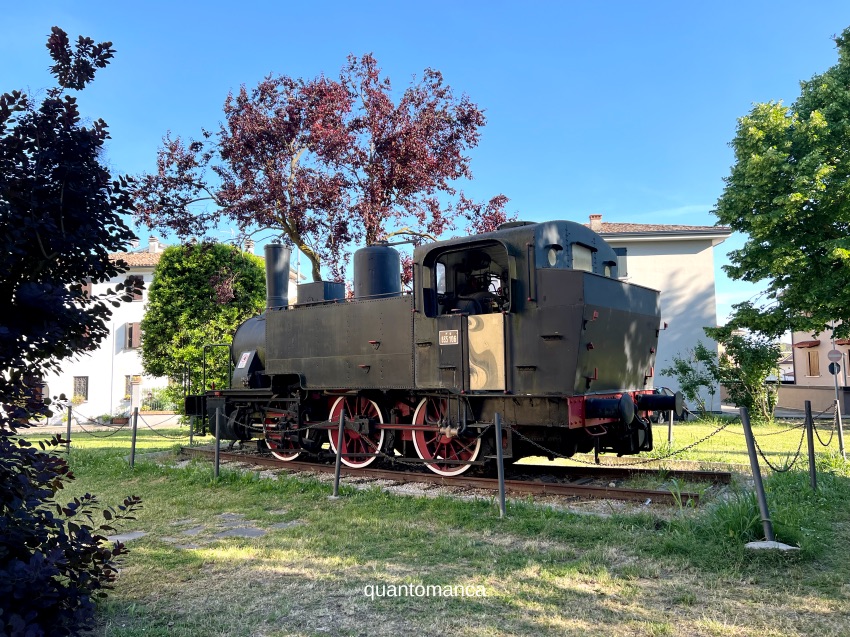 locomotiva usata nei film peppone e don camillo a brescello