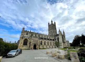 Cosa vedere a Gloucester: cattedrale, docks e Harry Potter in un giorno la cattedrale di Gloucester vista dall'esterno, uno dei simboli della città