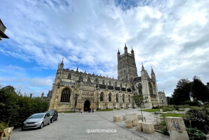 cattedrale di gloucester la cattedrale di Gloucester vista dall'esterno, uno dei simboli della città