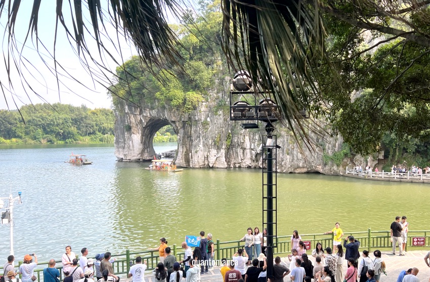 Elephant Trunk Hill, la formazione rocciosa simbolo di Guilin sul fiume Li
