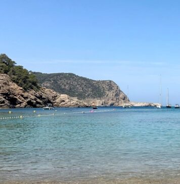 Maiorca o Minorca: quale isola scegliere in base al tuo stile di viaggio maiorca o minorca quale isola scegliere