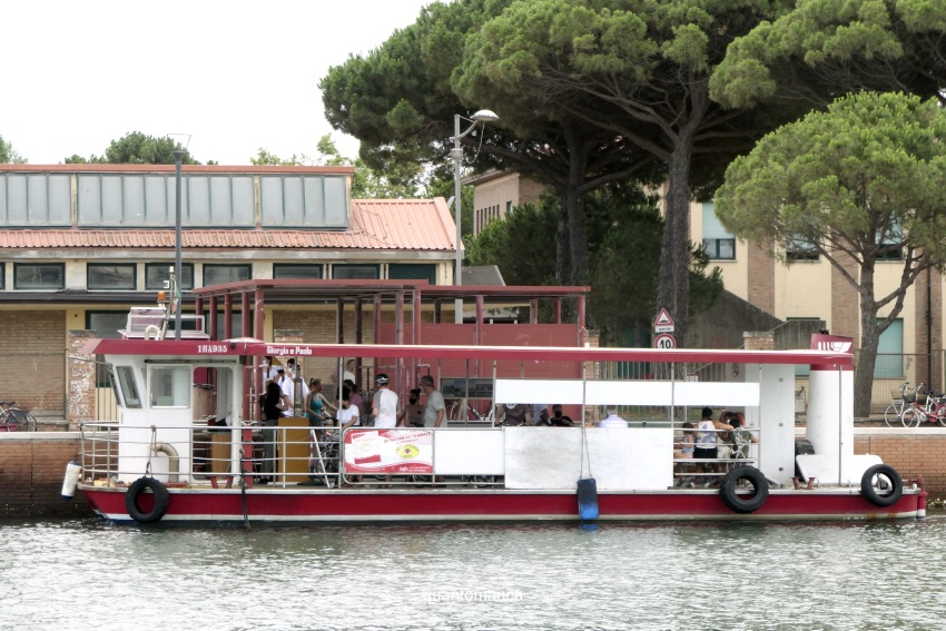 traghetto per pedoni e biciclette porto garibaldi