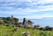 Sicilia occidentale in 3 giorni: itinerario da Trapani con base a Castellammare del Golfo vista della costa mare in sicilia occidentale