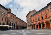 Da San Luca alla Motor Valley: Bologna è sempre più family friendly piazza di bologna