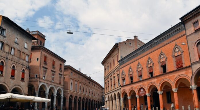 Da San Luca alla Motor Valley: Bologna è sempre più family friendly piazza di bologna