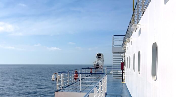 Sardegna in traghetto: come organizzare un viaggio senza stress
