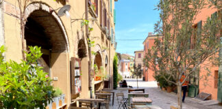 Santarcangelo di Romagna: cosa vedere nel borgo medievale vicino Rimini santarcangelo di romagna borgo medievale in val marecchia